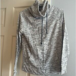 Grey sweatshirt